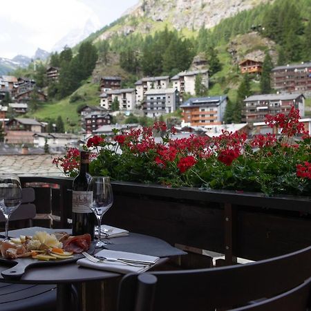 Schweizerhof Zermatt - A Small Luxury Hotel Kültér fotó